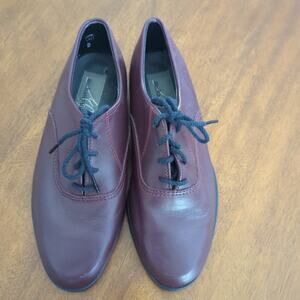 Michael James boys Leather  lace up dress shoes size 13.5 Made in the USA